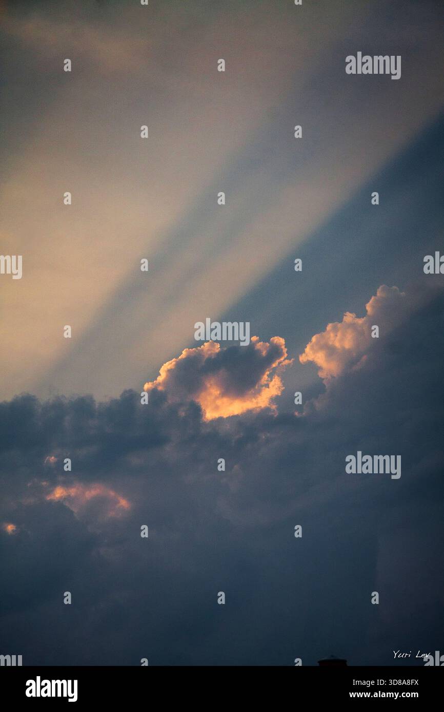 Heavenly image hi-res stock photography and images - Alamy
