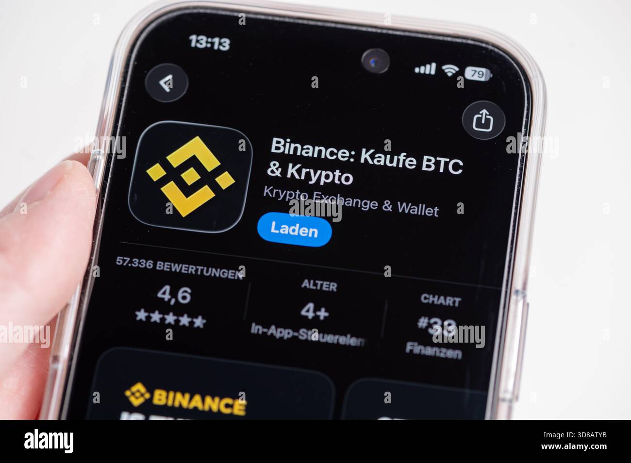 Binance app hi-res stock photography and images - Alamy