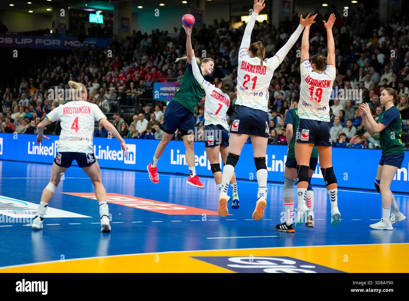 Trier, Germany 20251129. The group stage match in the Women's Handball ...