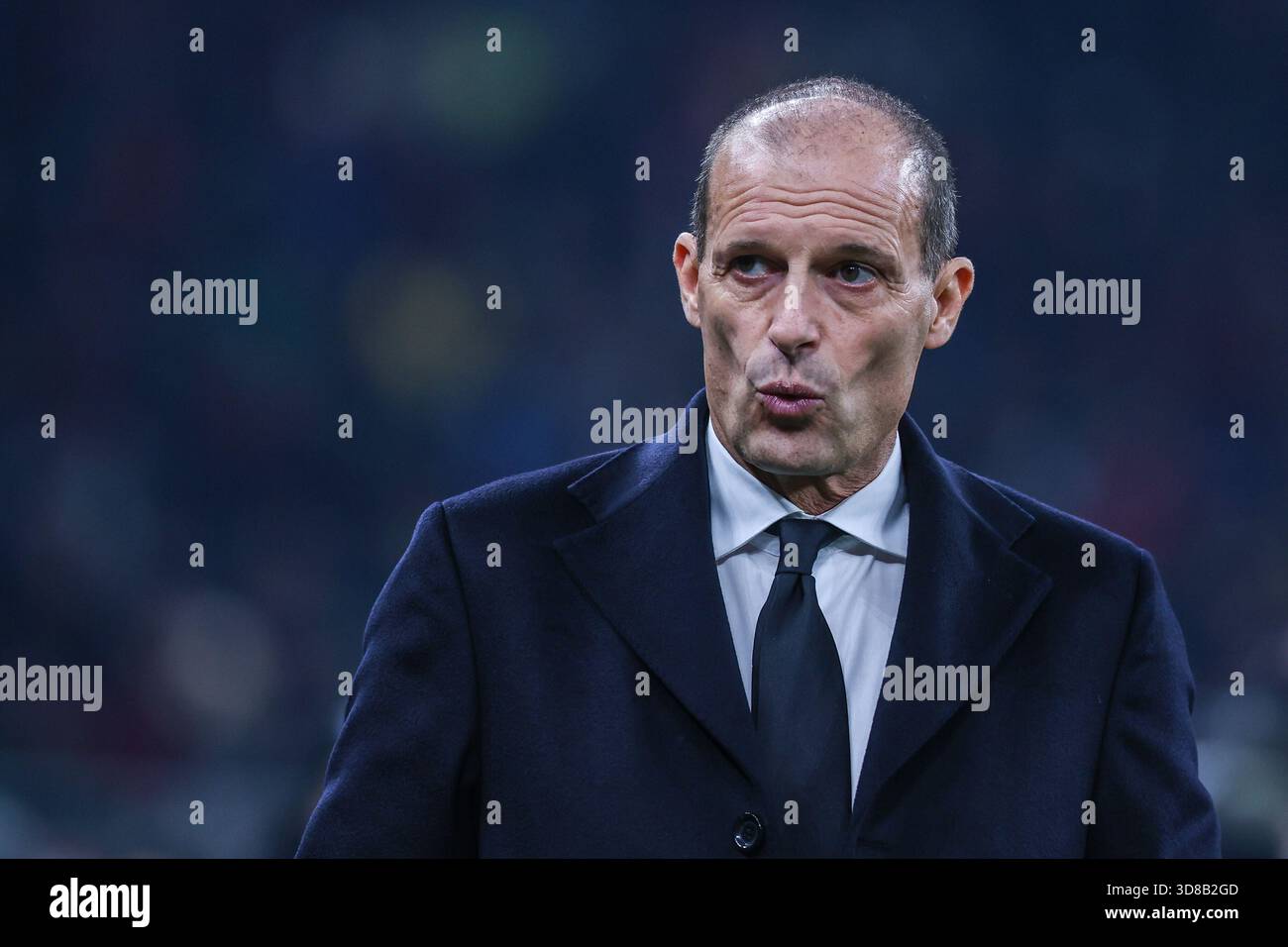 Massimiliano Allegri Head Coach of AC Milan looks on during Serie A ...