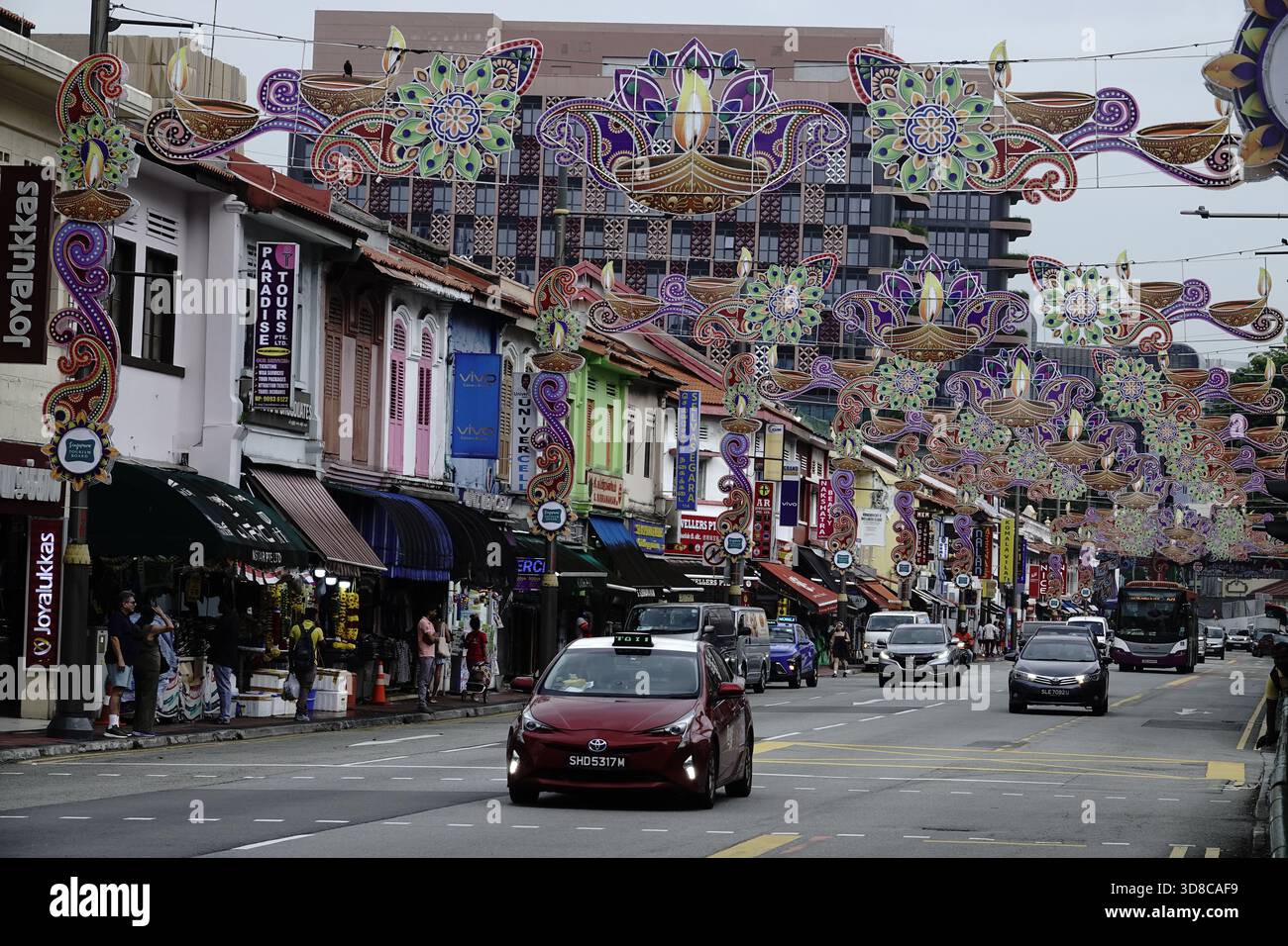 Little India, Singapore, September, 9th- 2025 Serangoon Road, in Little  India, Singapore - during the festive season of Deepavali (Diwali).  Singapor Stock Photo - Alamy