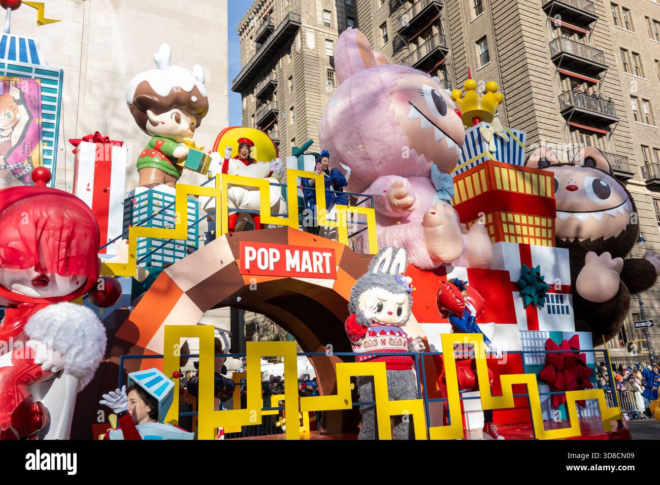 Friends-giving in POPCITY by Pop Mart float with LABUBU and MOKOKO ...