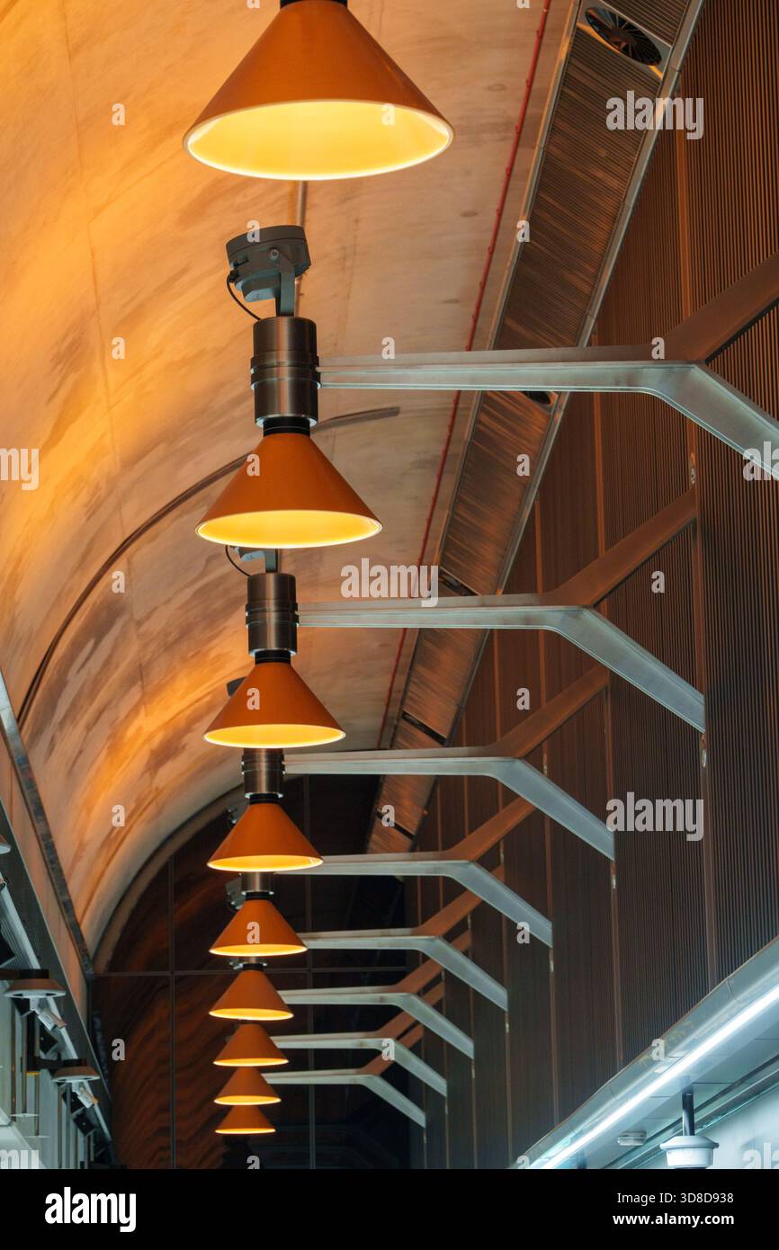 Row of ceiling lights hi-res stock photography and images - Alamy