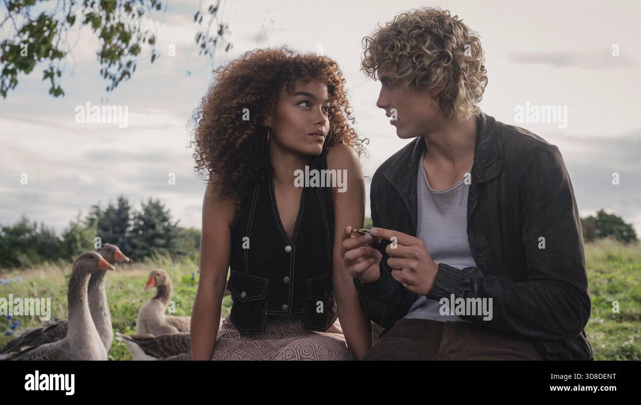 The Hunger Games Sunrise On The Reaping Film Still Hi Res Stock Whitney Peak And Joseph Zada In Hunger Games The Sunrise On The Reaping 2026 Directed By Francis Lawrence Credit Lions Gate Films Color Force Medienboard Berlin Brandenburg Album 3D8DENT 