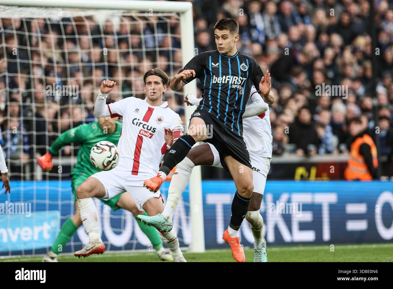 The Title Race Recalibration: How Anderlecht and Genk Could Inherit the Crown