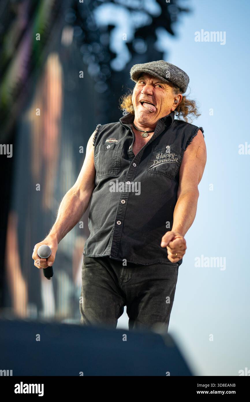November 30, 2025, Adelaide, South Australia, Australia: AC/DC Lead ...