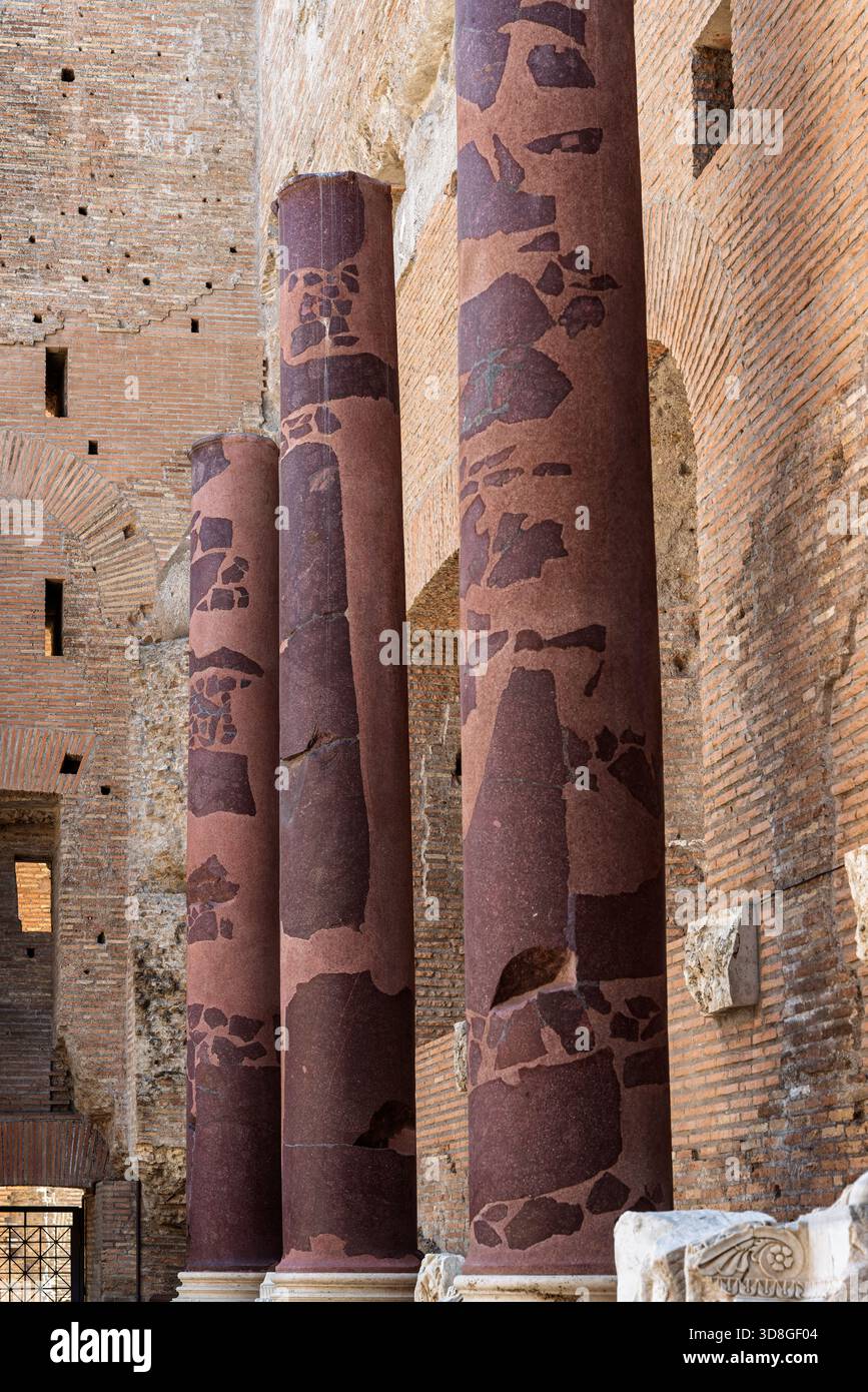Ancient rome reconstruction colored hi-res stock photography and images ...