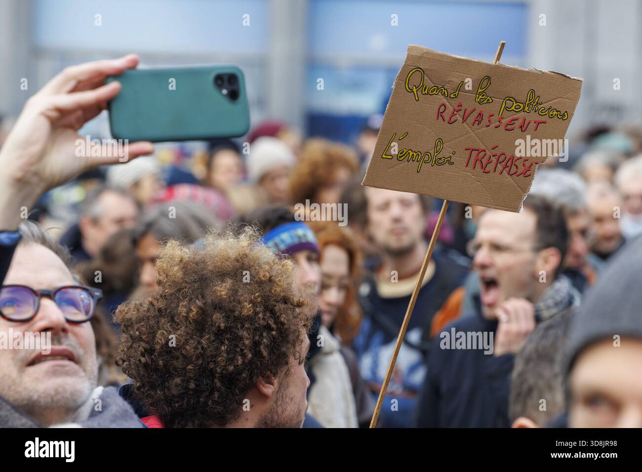 Brussels, Belgium. 01st Dec, 2025. Picture taken during a protest action of Respect Brussels, to protest the lack of a new government for the Brussels Capital Region 541 days after the elections, on Monday 01 December 2025 in Brussels. BELGA PHOTO NICOLAS MAETERLINCK Credit: Belga News Agency/Alamy Live News Stock Photo