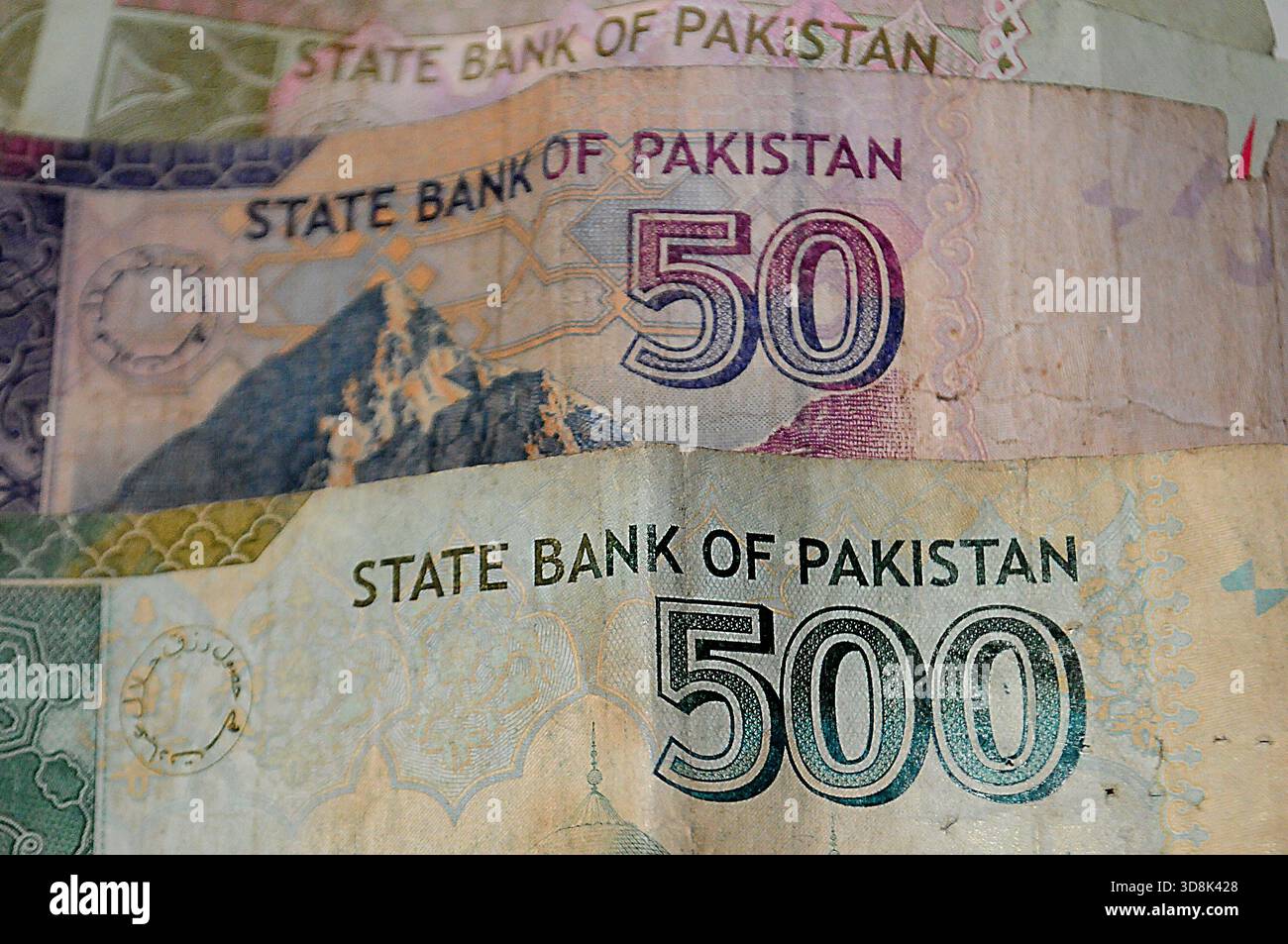 Pak currency hi-res stock photography and images - Alamy