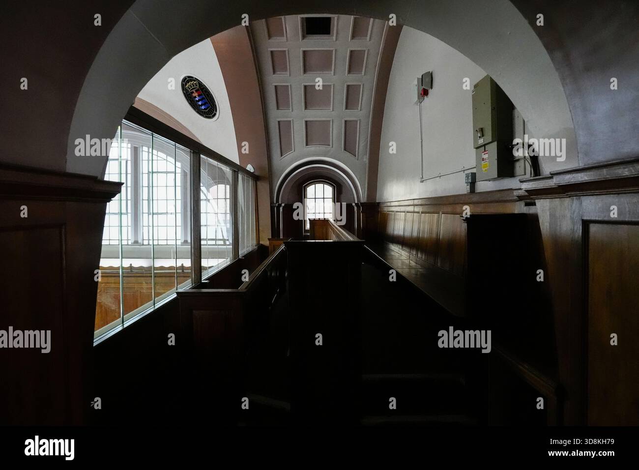 EMBARGOED TO 2200 MONDAY DECEMBER 1 A general view of the public gallery inside Court 2 at Inner London Crown Court ahead of an announcement of major reforms to the criminal justice system. Picture date: Monday December 1, 2025. Stock Photo