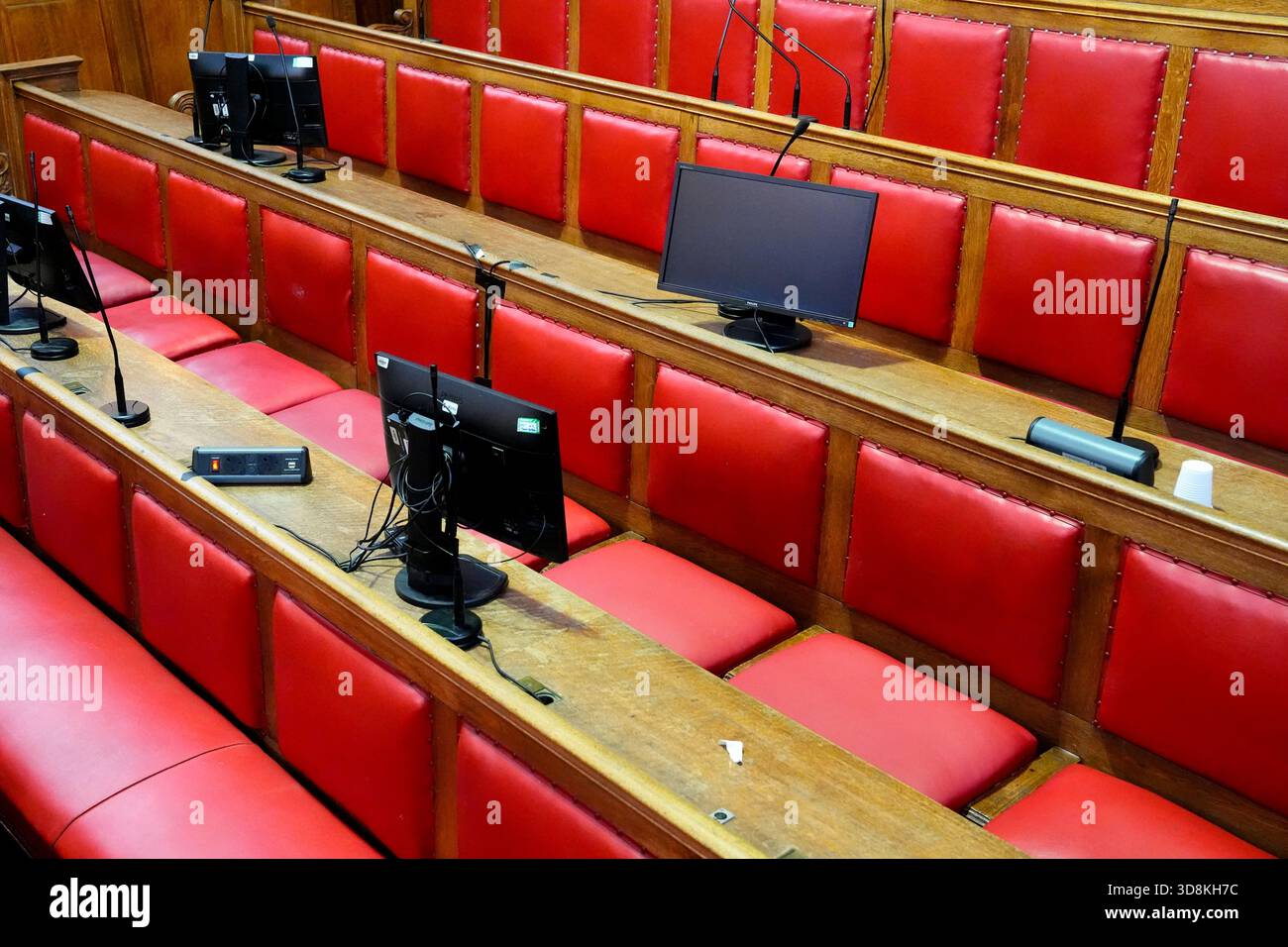 EMBARGOED TO 2200 MONDAY DECEMBER 1 A general view of Court 2 at Inner London Crown Court ahead of an announcement of major reforms to the criminal justice system. Picture date: Monday December 1, 2025. Stock Photo