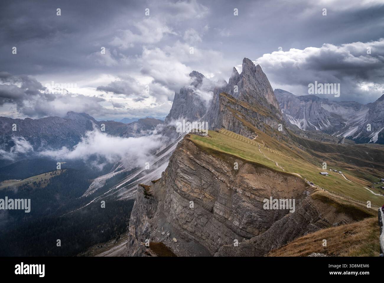 Secca Ridge Line Seceda ridgeline hi-res stock photography and images - Alamy