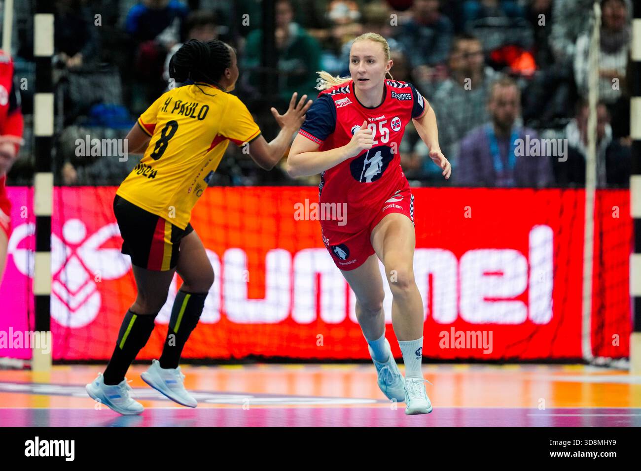 Trier, Germany 20251201. Henny Ella Reistad during the group stage ...