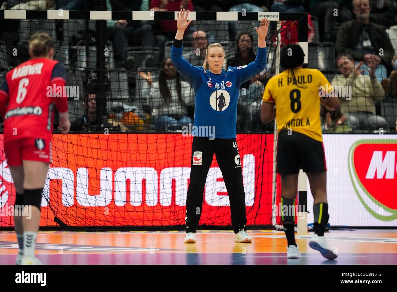 Trier, Germany 20251201. Norway's goalkeeper Eli Marie Raasok during ...