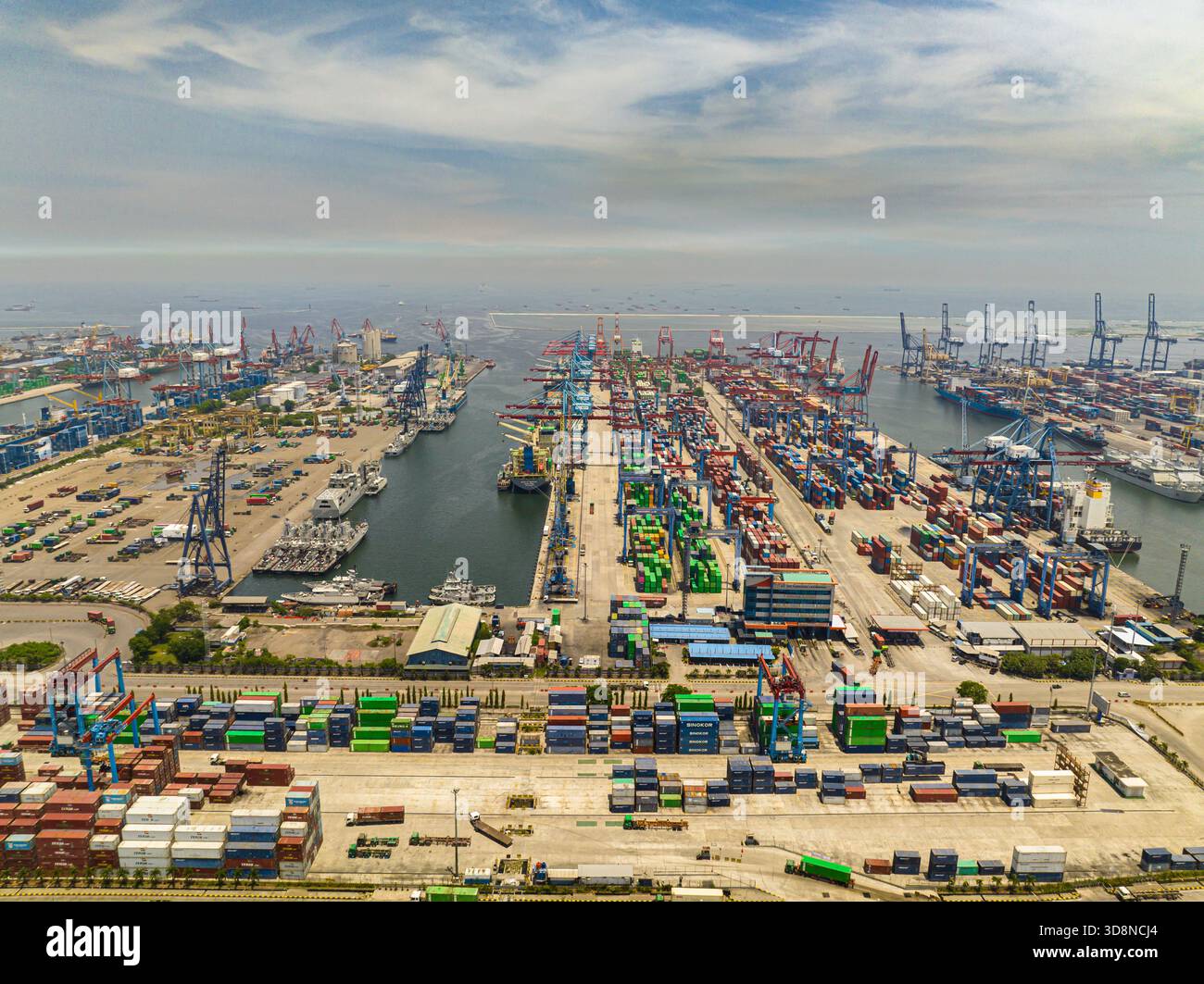 Containers port in tanjung priok hi-res stock photography and images ...