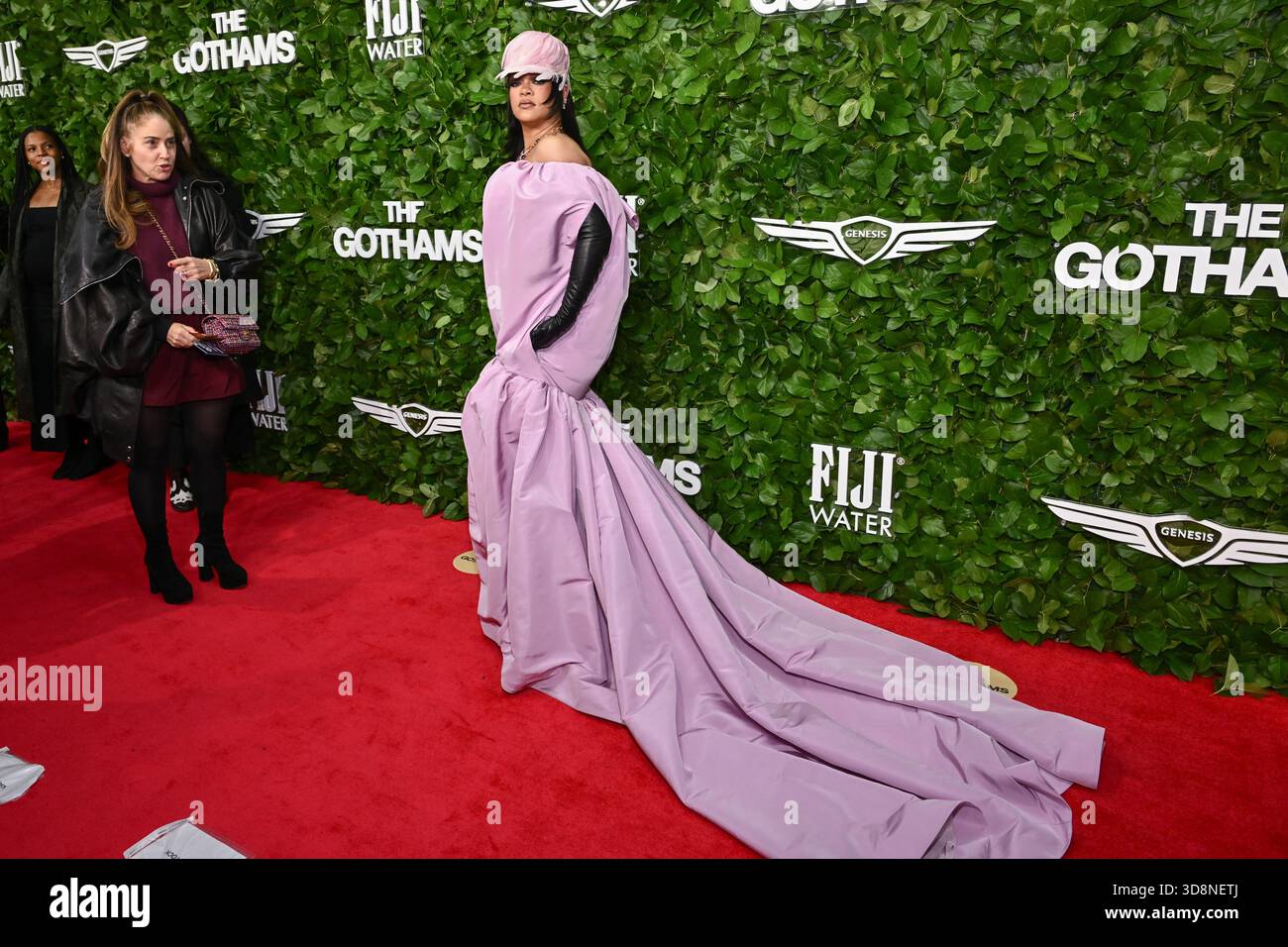 Titanium Rihanna Rihanna attends The Gotham Film Awards at Cipriani Wall Street on ...