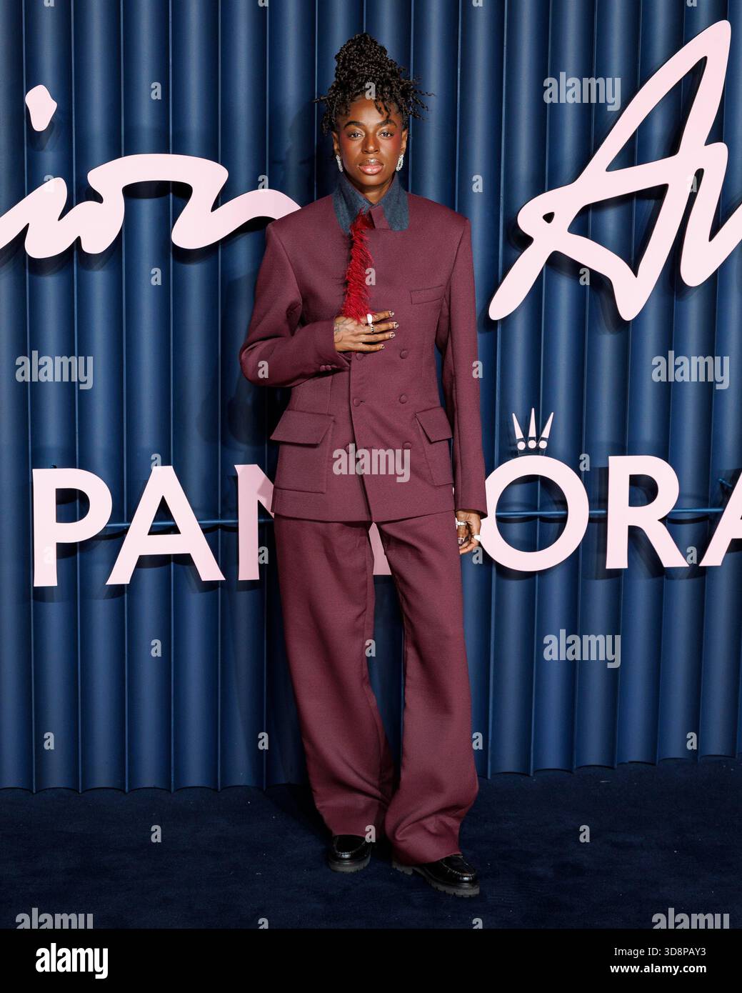 London, UK. 01st Dec, 2025. Cat Burns attends The Fashion Awards 2025 at The Royal Albert Hall. London, UK. 01/12/2025 Credit: dpa picture alliance/Alamy Live News Stock Photo
