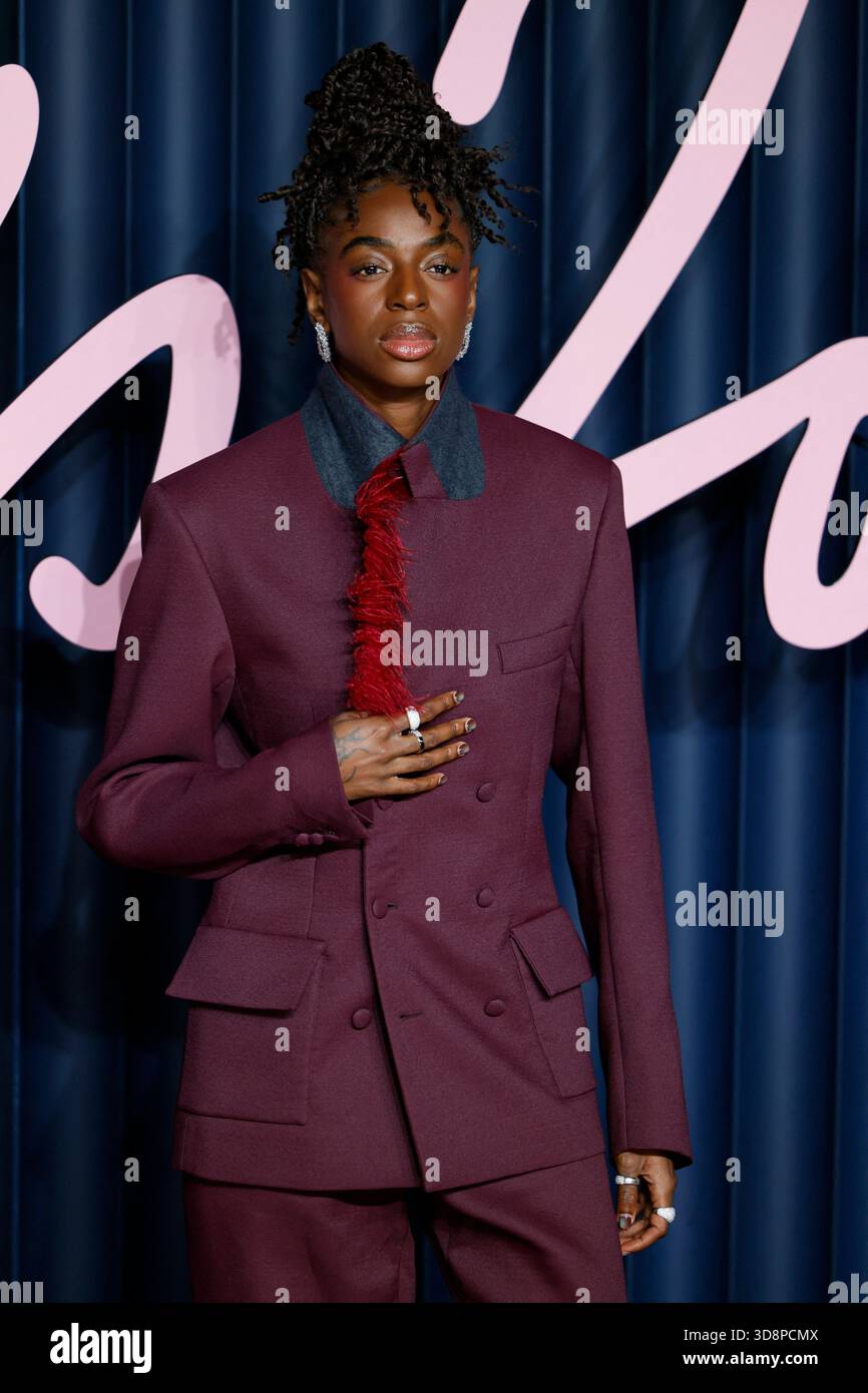 London, UK. 01st Dec, 2025. Cat Burns poses at the photocall of British Fashion Awards held at Royal Albert Hall, on December 01st 2025 in London, Great Britain. Photo Marco Piovanotto/ABACAPRESS.COM Credit: Abaca Press/Alamy Live News Stock Photo