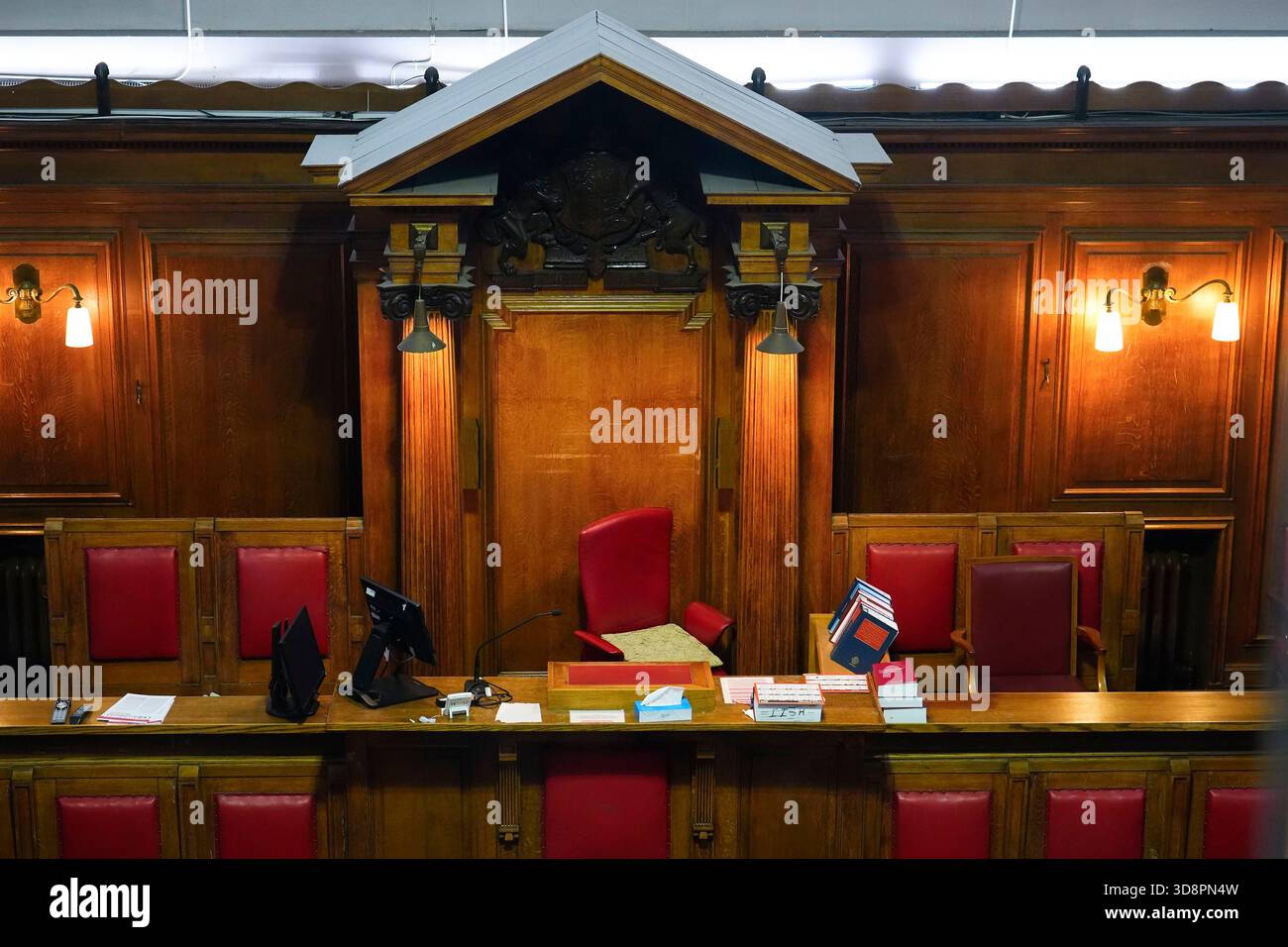 A general view of the bench inside Court 2 from the public gallery at Inner London Crown Court ahead of an announcement of major reforms to the criminal justice system. Picture date: Monday December 1, 2025. Stock Photo