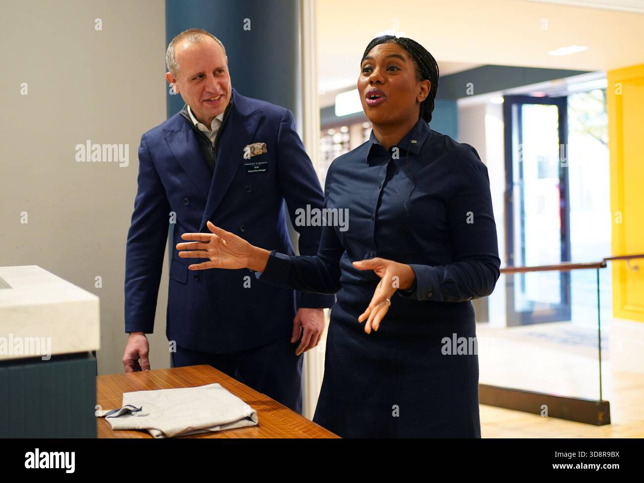 Conservative Party leader Kemi Badenoch with store manager Scott Barry during a visit to Charles Tyrwhitt in central London. Picture date: Tuesday December 2, 2025. Stock Photo