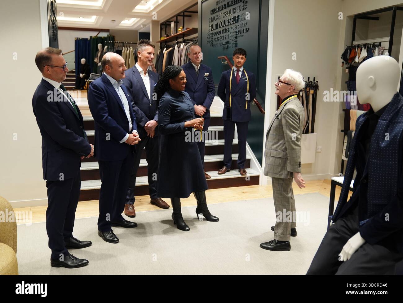 (left to right) CEO Luke Kingsnorth, shadow business secretary Andrew Griffith, chief marketing and sales officer Joe Irons, Conservative Party leader Kemi Badenoch, store manager Barry Scott and assistant manager Chris Tindell-Robbins (right) during a visit to the Charles Tyrwhitt store in central London. Picture date: Tuesday December 2, 2025. Stock Photo
