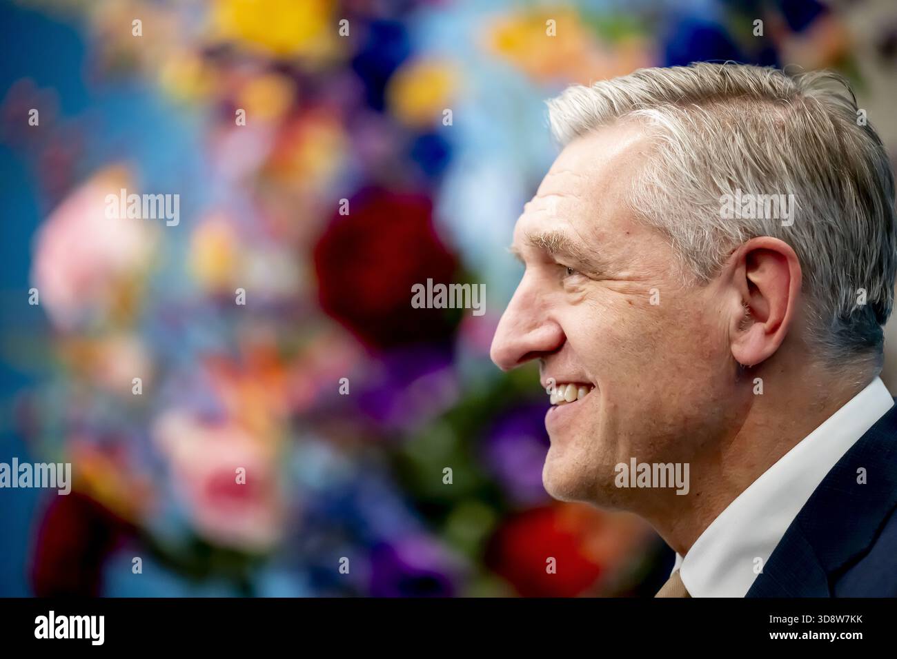 THE HAGUE - presentation of the interim report and the agenda by the informateur Sybrand Buma and handover to the Chairman of the House of Representatives. Thom van Campen in the presence of Rob Jetten (D66) and Henri B Ontenbal ANP /HOLLANDSE HOOGTE /ROBIN UTRECHT netherlands out - belgium out Stock Photo