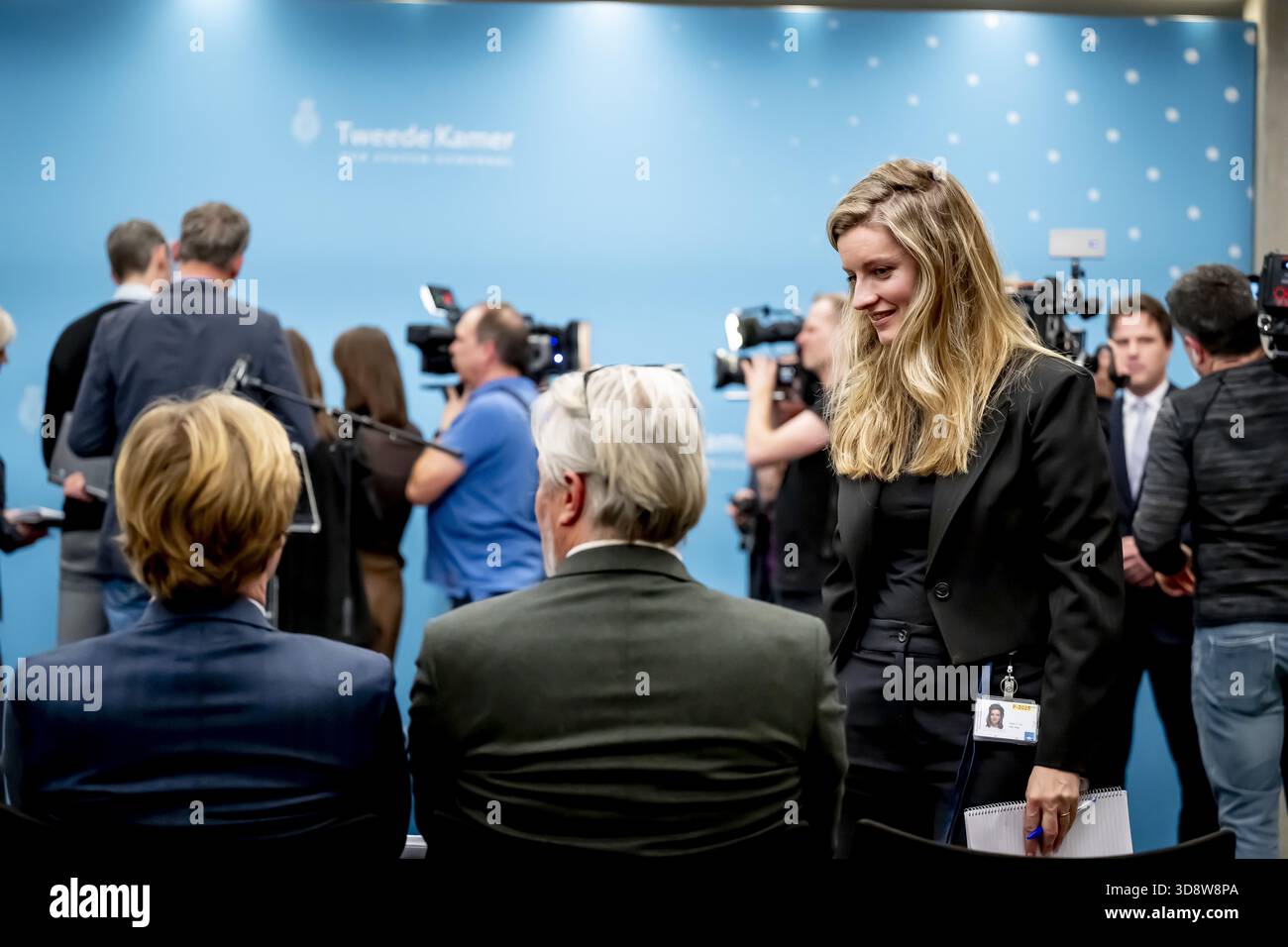 THE HAGUE - Merel Ek sbs . Presentation of the interim report and the agenda by the informateur Sybrand Buma and handover to the Speaker of the House of Representatives. Thom van Campen in the presence of Rob Jetten (D66) and Henri Bontenbal ANP /HOLLANDSE HOOGTE /ROBIN UTRECHT netherlands out - belgium out Stock Photo