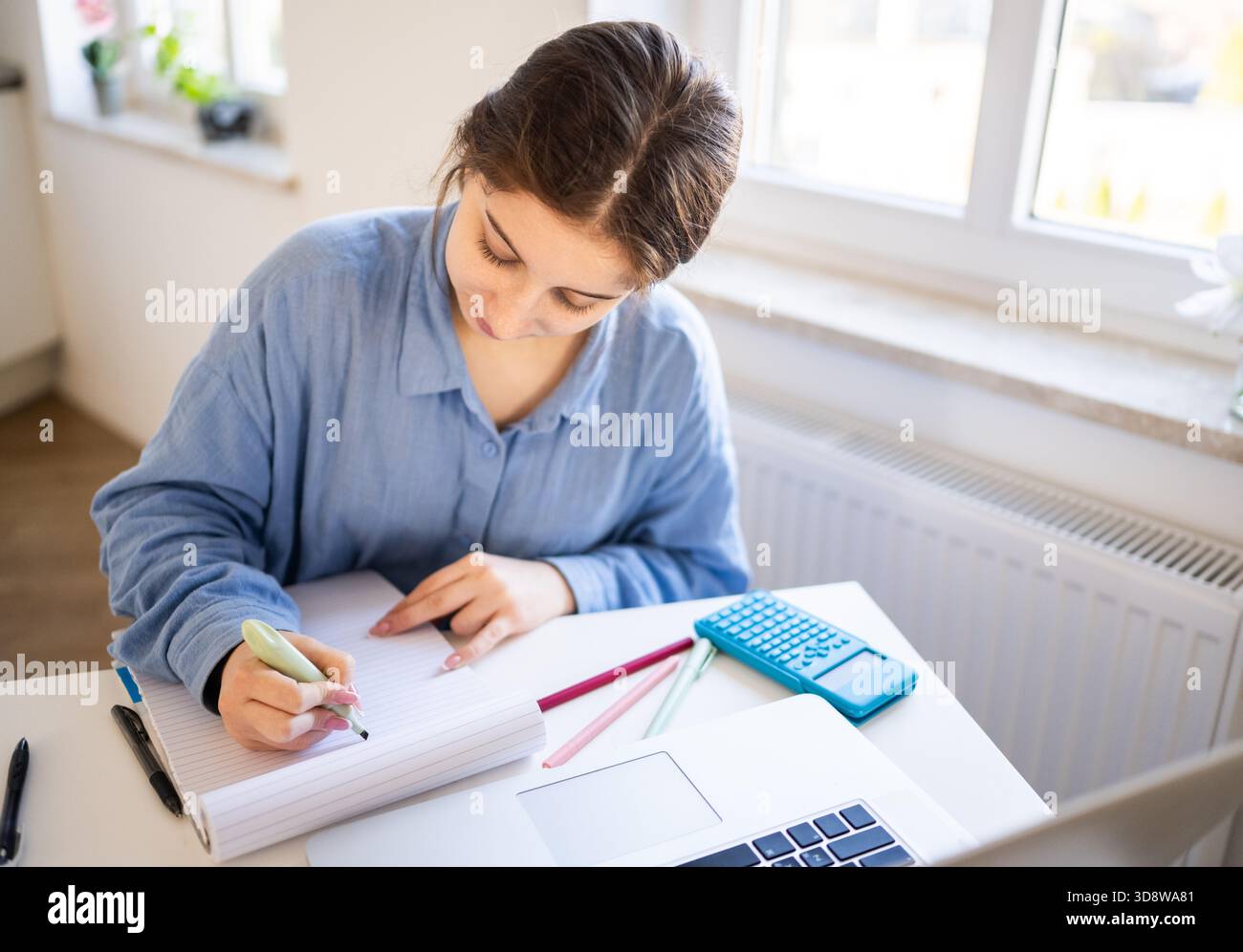 Subject notes hi-res stock photography and images - Alamy