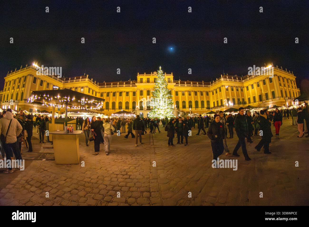 Christmas Market At Sch nbrunn Palace In Vienna Austria Stock Photo christmas-market-at-sch-nbrunn-palace-in-vienna-austria-stock-photo