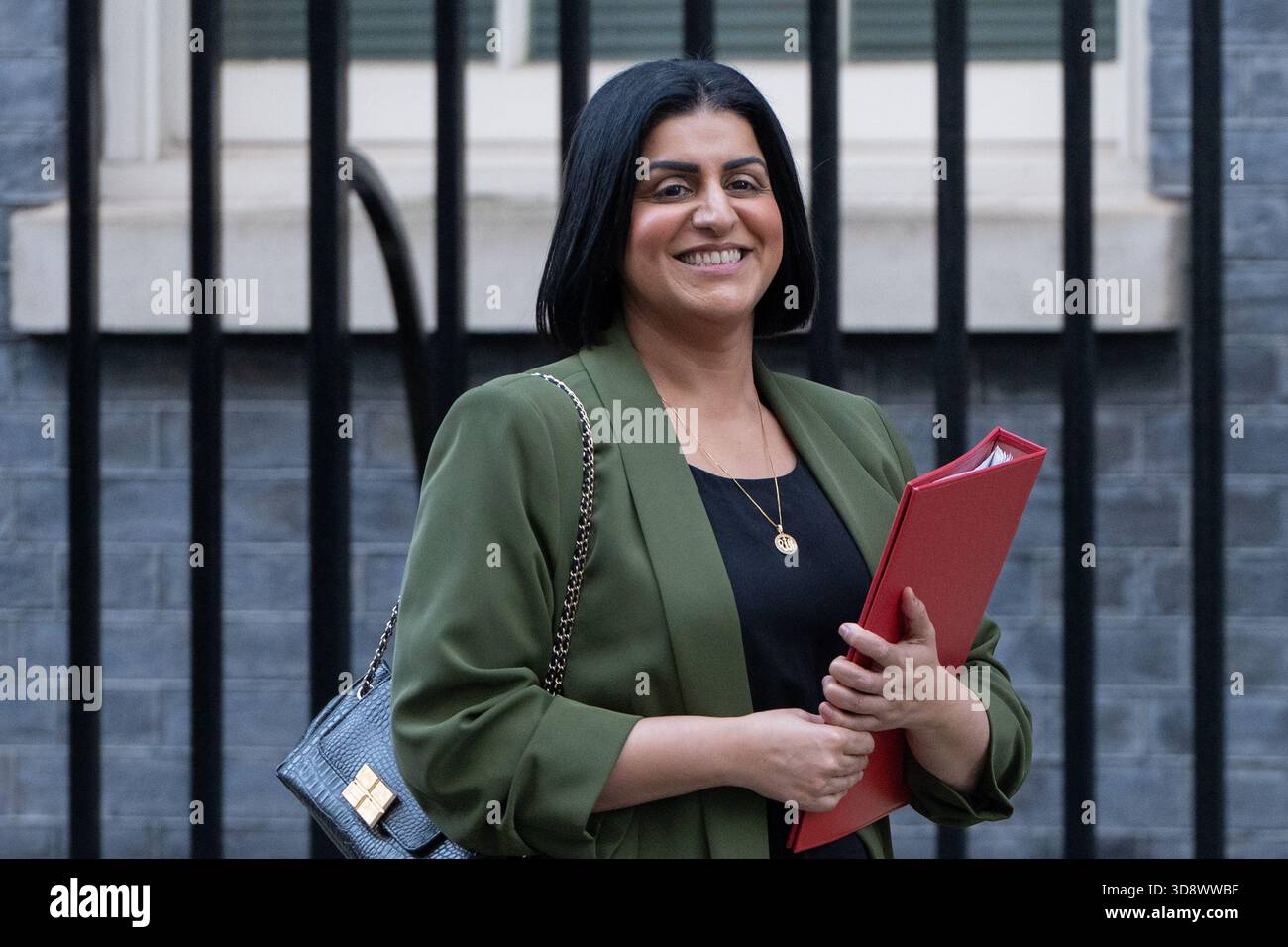 London, England, UK. 2nd Dec, 2025. SHABANA MAHMOOD, Secretary of State for the Home Department, leaves 10 Downing Street after a Cabinet Meeting. (Credit Image: © Thomas Krych/ZUMA Press Wire) EDITORIAL USAGE ONLY! Not for Commercial USAGE! Stock Photo