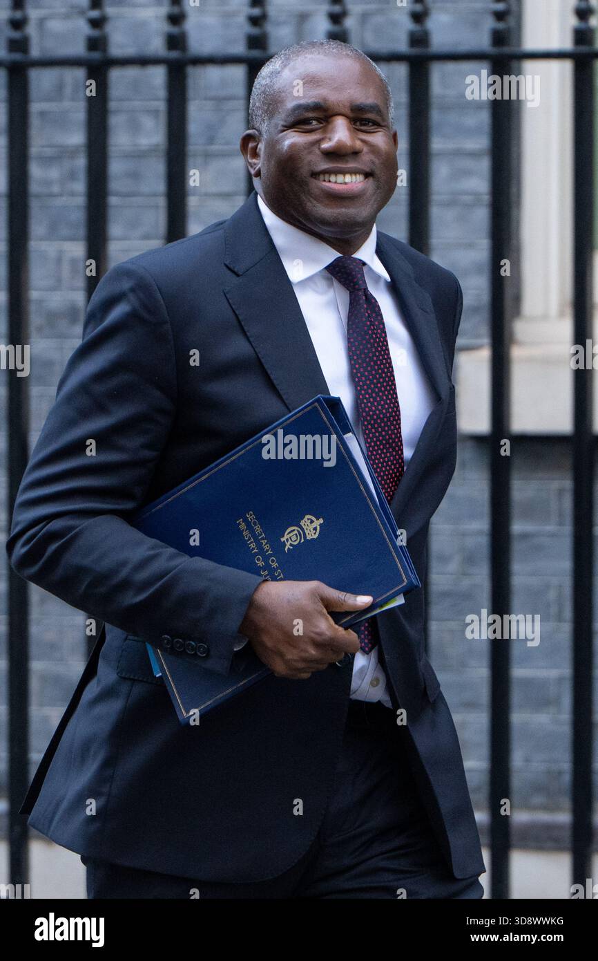 London, England, UK. 2nd Dec, 2025. Deputy Prime Minister and Justice Secretary DAVID LAMMY leaves 10 Downing Street after a Cabinet Meeting. (Credit Image: © Thomas Krych/ZUMA Press Wire) EDITORIAL USAGE ONLY! Not for Commercial USAGE! Stock Photo