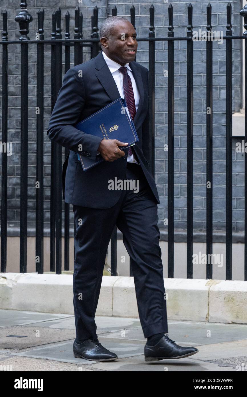 London, England, UK. 2nd Dec, 2025. Deputy Prime Minister and Justice Secretary DAVID LAMMY leaves 10 Downing Street after a Cabinet Meeting. (Credit Image: © Thomas Krych/ZUMA Press Wire) EDITORIAL USAGE ONLY! Not for Commercial USAGE! Stock Photo