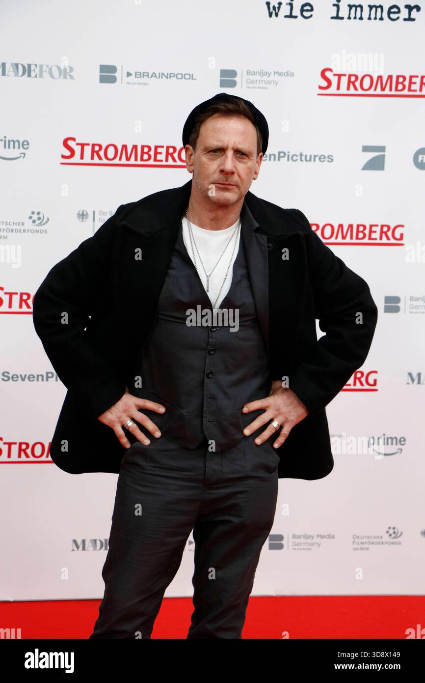 Palst Hendrik Duryn bei der Weltpremiere von Stromberg - Wieder alles wie ...