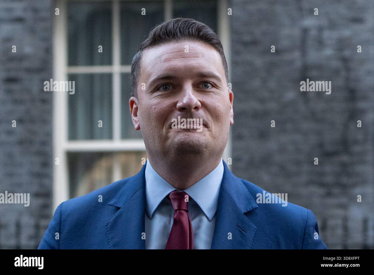 London, England, UK. 2nd Dec, 2025. WES STREETING, Health Secretary, leaves 10 Downing Street after a Cabinet Meeting. (Credit Image: © Thomas Krych/ZUMA Press Wire) EDITORIAL USAGE ONLY! Not for Commercial USAGE! Stock Photo