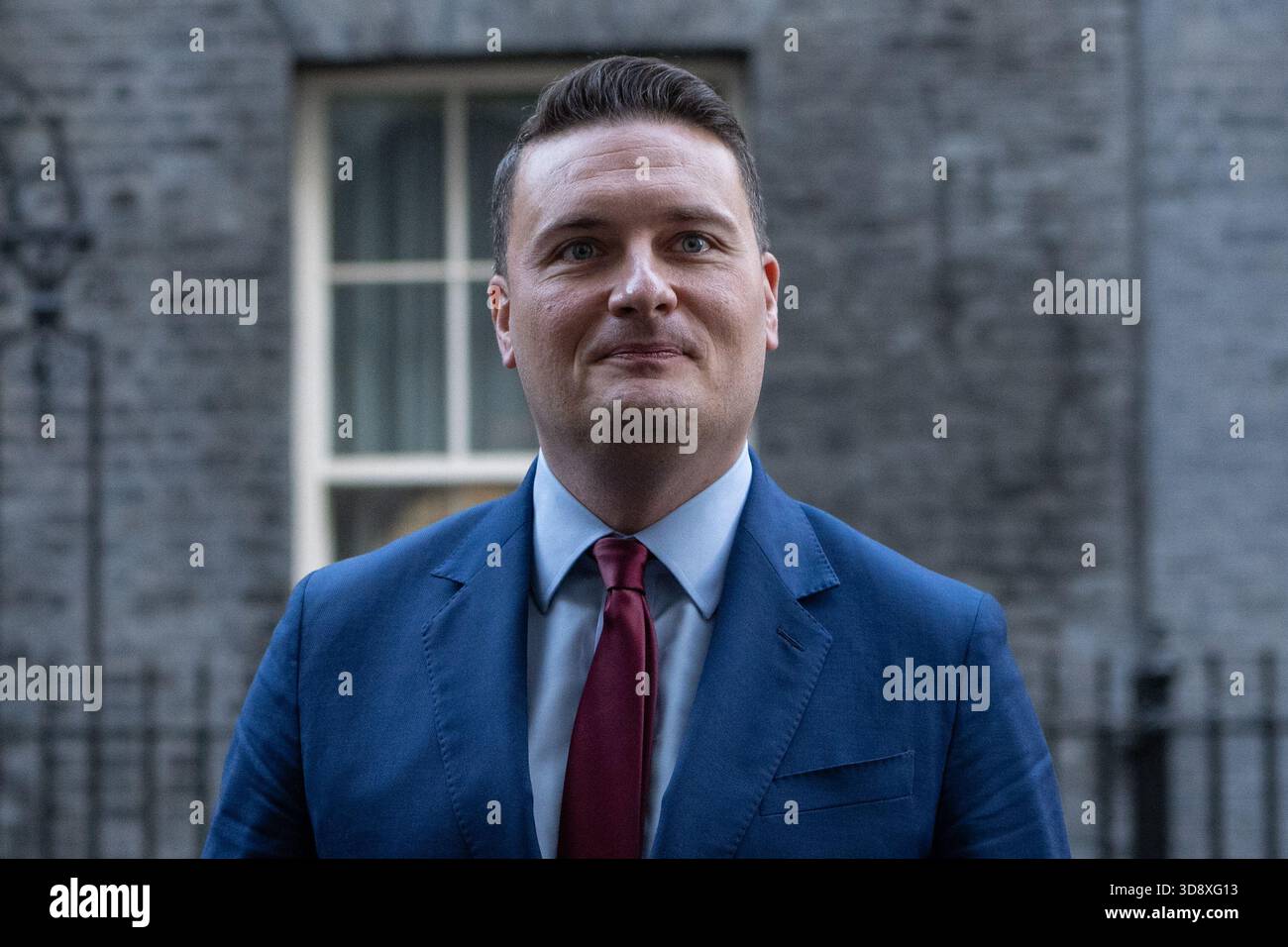 London, England, UK. 2nd Dec, 2025. WES STREETING, Health Secretary, leaves 10 Downing Street after a Cabinet Meeting. (Credit Image: © Thomas Krych/ZUMA Press Wire) EDITORIAL USAGE ONLY! Not for Commercial USAGE! Stock Photo