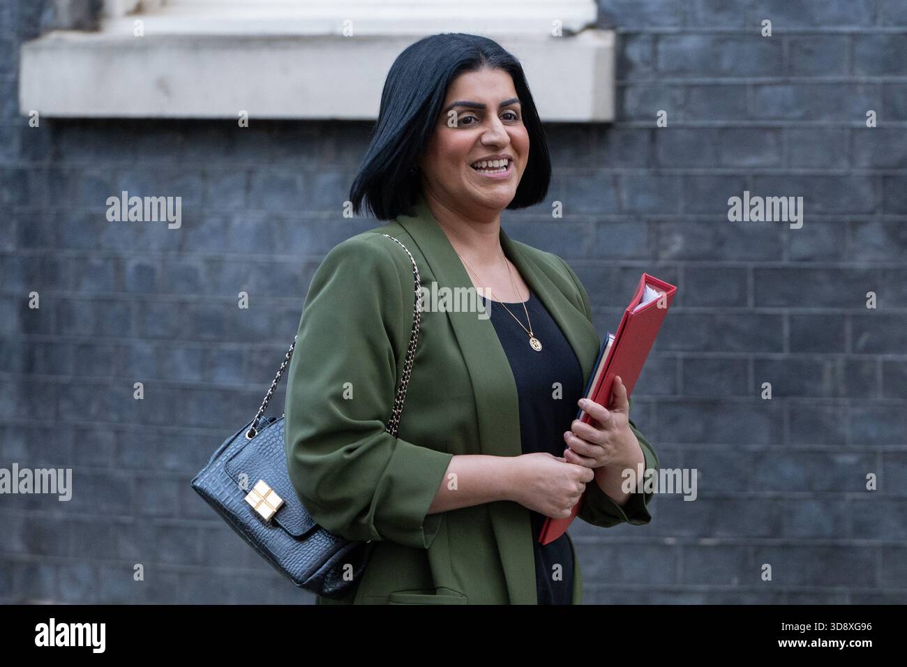 London, England, UK. 2nd Dec, 2025. SHABANA MAHMOOD, Secretary of State for the Home Department, leaves 10 Downing Street after a Cabinet Meeting. (Credit Image: © Thomas Krych/ZUMA Press Wire) EDITORIAL USAGE ONLY! Not for Commercial USAGE! Stock Photo