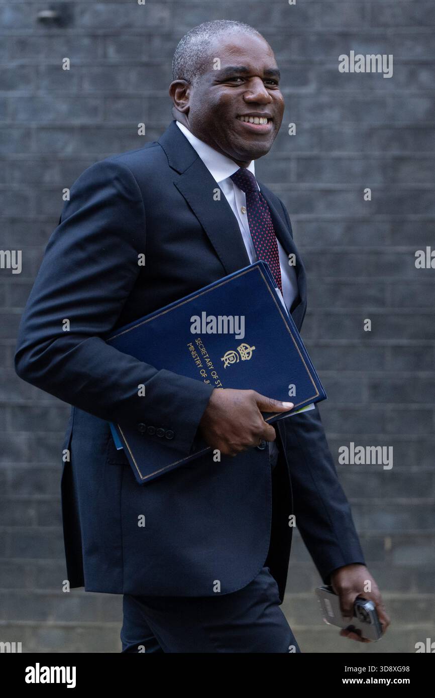 London, England, UK. 2nd Dec, 2025. Deputy Prime Minister and Justice Secretary DAVID LAMMY leaves 10 Downing Street after a Cabinet Meeting. (Credit Image: © Thomas Krych/ZUMA Press Wire) EDITORIAL USAGE ONLY! Not for Commercial USAGE! Stock Photo