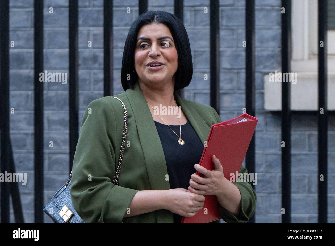 London, England, UK. 2nd Dec, 2025. SHABANA MAHMOOD, Secretary of State for the Home Department, leaves 10 Downing Street after a Cabinet Meeting. (Credit Image: © Thomas Krych/ZUMA Press Wire) EDITORIAL USAGE ONLY! Not for Commercial USAGE! Stock Photo