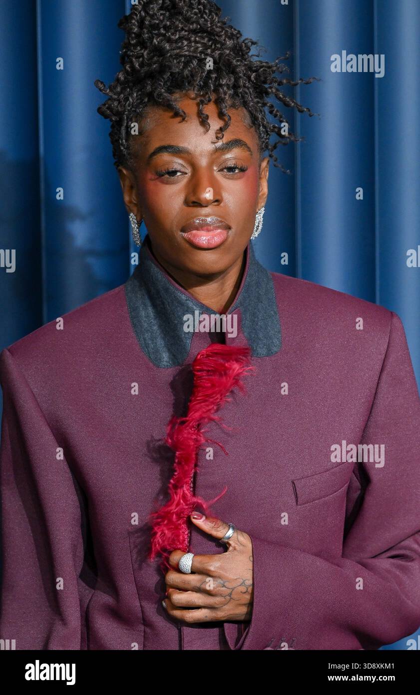London, UK. 01st Dec, 2025. Cat Burns attends The Fashion Awards 2025 presented by Pandora in association with the British Fashion Council (BFC) at the Royal Albert Hall, London, UK. Credit: LFP/Alamy Live News Stock Photo