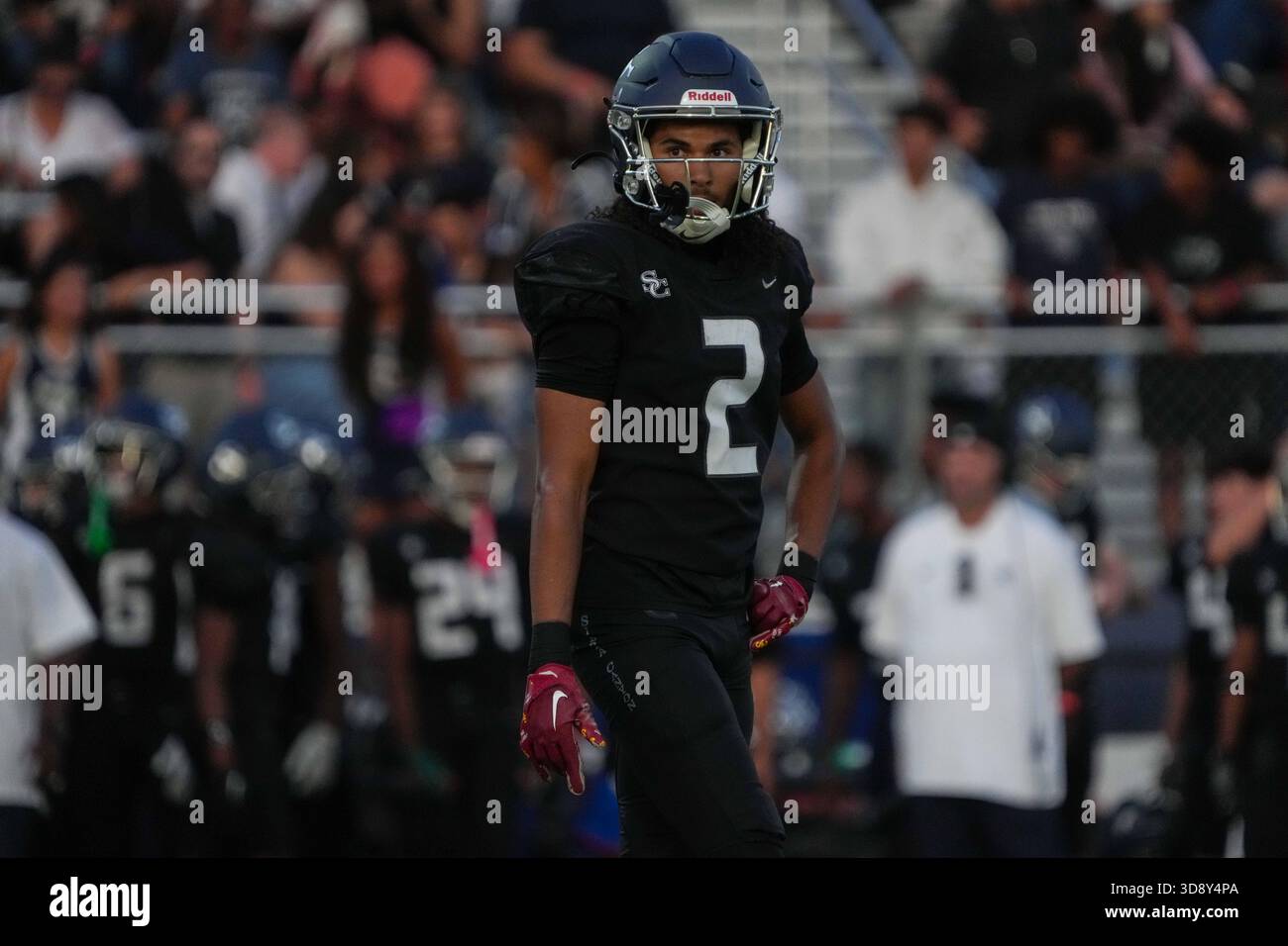 Sierra Canyon Trailblazers cornerback Madden Riordan (2) during a high ...