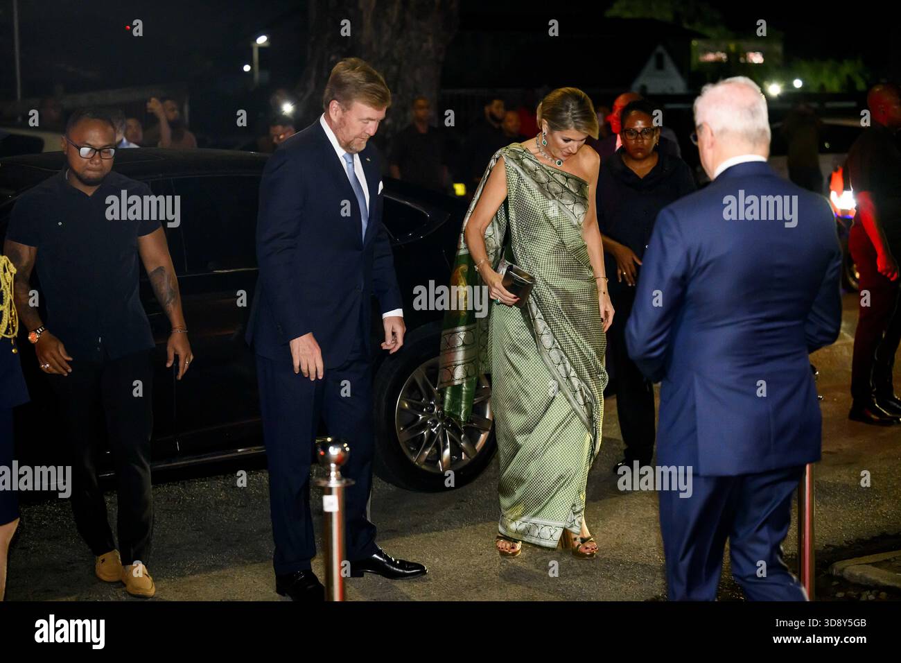 Paramaribo, The Netherlands, 2025-12-02 19:45:16 PARAMARIBO, December 2, 2025, Thalia Theater. King Willem-Alexander and Queen Máxima are paying a state visit to the Republic of Suriname at the invitation of President Jennifer Geerlings-Simons. As a token of appreciation for the hospitality extended, the Royal Couple is offering a cultural program. At the Thalia Theater, Sabrina Starke, a Dutch singer-songwriter of Surinamese descent, will sing her repertoire in collaboration with Surinamese artists. PHOTO: NLBeeld/Patrick van Emst  Credit: NL Beeld / Patrick van Emst Stock Photo