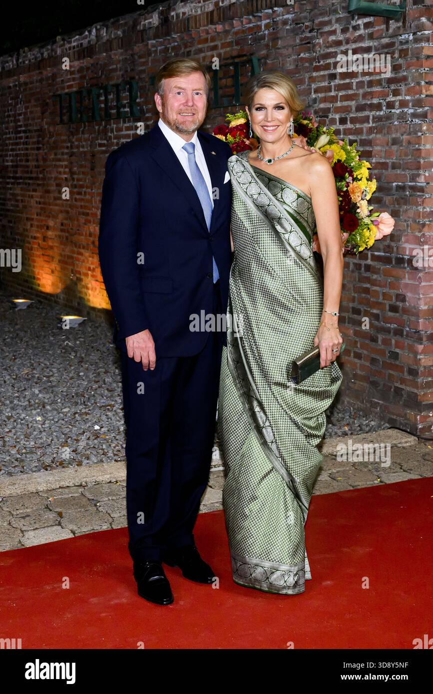 Paramaribo, The Netherlands, 2025-12-02 19:45:42 PARAMARIBO, December 2, 2025, Thalia Theater. King Willem-Alexander and Queen Máxima are paying a state visit to the Republic of Suriname at the invitation of President Jennifer Geerlings-Simons. As a token of appreciation for the hospitality extended, the Royal Couple is offering a cultural program. At the Thalia Theater, Sabrina Starke, a Dutch singer-songwriter of Surinamese descent, will sing her repertoire in collaboration with Surinamese artists. PHOTO: NLBeeld/Patrick van Emst  Credit: NL Beeld / Patrick van Emst Stock Photo