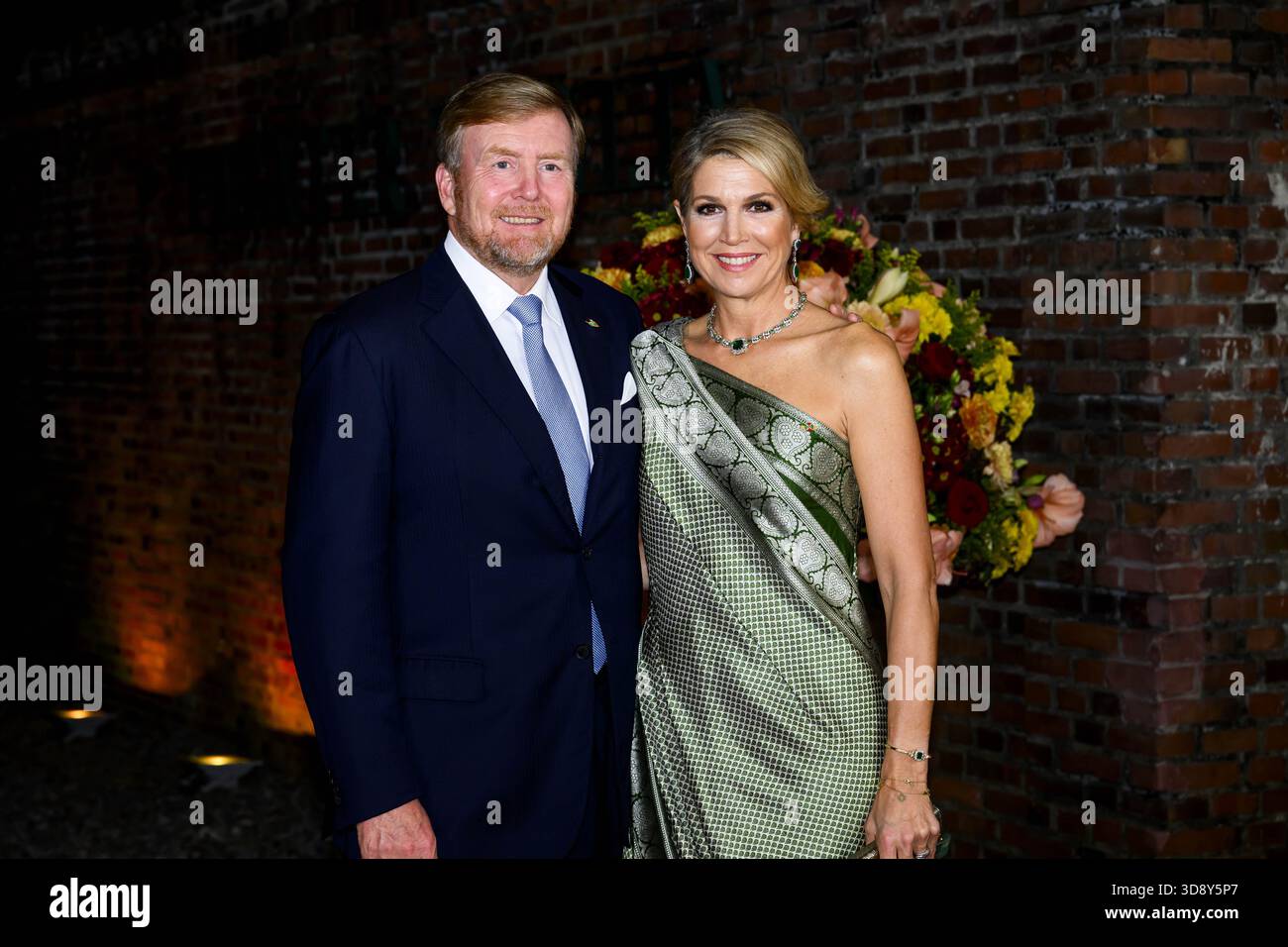 Paramaribo, The Netherlands, 2025-12-02 19:45:43 PARAMARIBO, December 2, 2025, Thalia Theater. King Willem-Alexander and Queen Máxima are paying a state visit to the Republic of Suriname at the invitation of President Jennifer Geerlings-Simons. As a token of appreciation for the hospitality extended, the Royal Couple is offering a cultural program. At the Thalia Theater, Sabrina Starke, a Dutch singer-songwriter of Surinamese descent, will sing her repertoire in collaboration with Surinamese artists. PHOTO: NLBeeld/Patrick van Emst  Credit: NL Beeld / Patrick van Emst Stock Photo