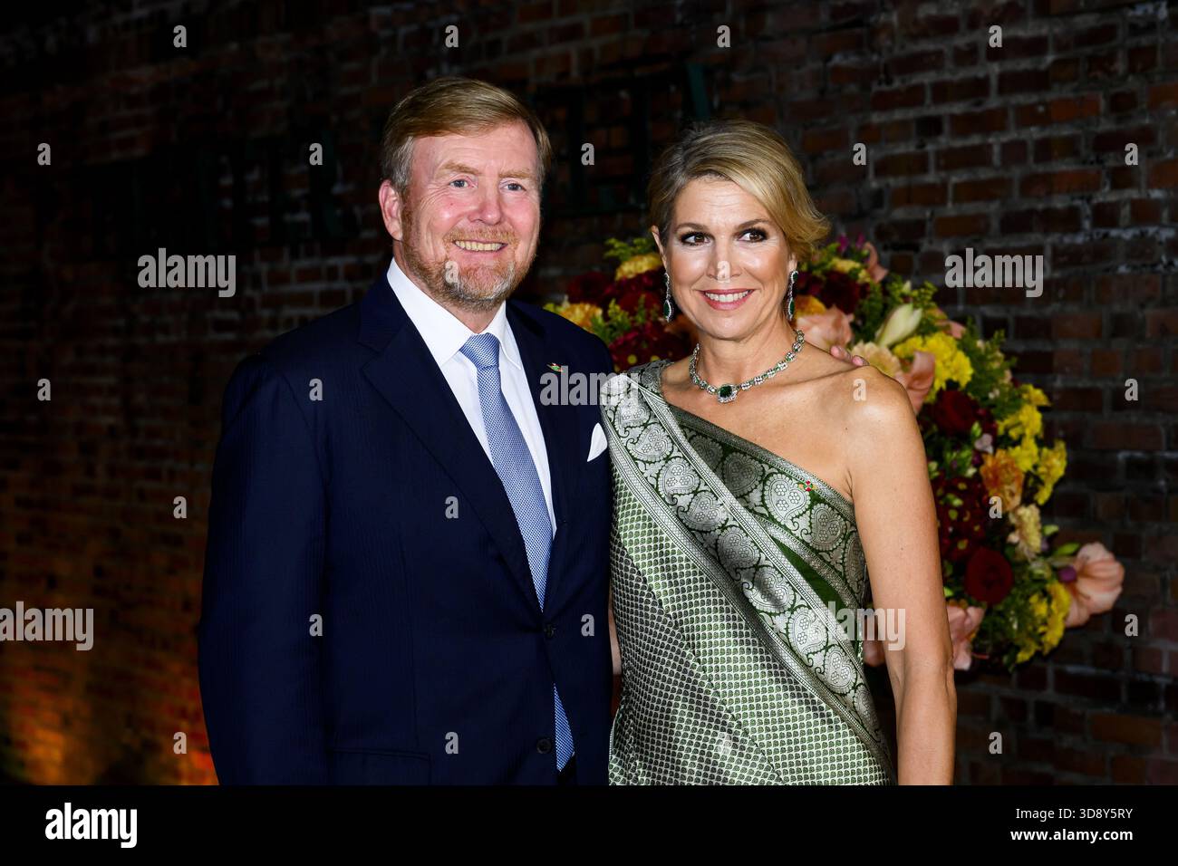 Paramaribo, The Netherlands, 2025-12-02 19:45:44 PARAMARIBO, December 2, 2025, Thalia Theater. King Willem-Alexander and Queen Máxima are paying a state visit to the Republic of Suriname at the invitation of President Jennifer Geerlings-Simons. As a token of appreciation for the hospitality extended, the Royal Couple is offering a cultural program. At the Thalia Theater, Sabrina Starke, a Dutch singer-songwriter of Surinamese descent, will sing her repertoire in collaboration with Surinamese artists. PHOTO: NLBeeld/Patrick van Emst  Credit: NL Beeld / Patrick van Emst Stock Photo