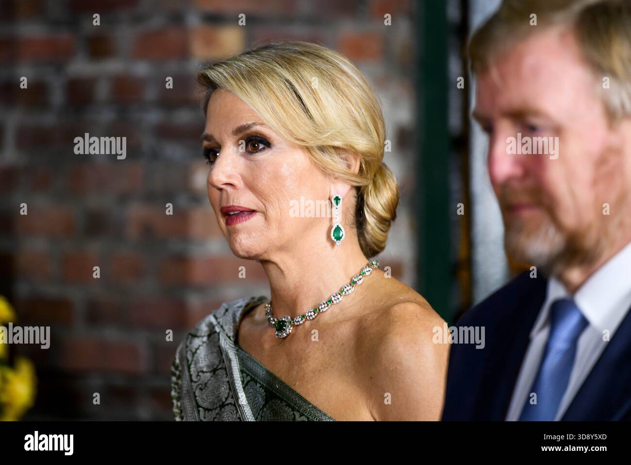 Paramaribo, The Netherlands, 2025-12-02 19:51:49 PARAMARIBO, December 2, 2025, Thalia Theater. King Willem-Alexander and Queen Máxima are paying a state visit to the Republic of Suriname at the invitation of President Jennifer Geerlings-Simons. As a token of appreciation for the hospitality extended, the Royal Couple is offering a cultural program. At the Thalia Theater, Sabrina Starke, a Dutch singer-songwriter of Surinamese descent, will sing her repertoire in collaboration with Surinamese artists. PHOTO: NLBeeld/Patrick van Emst  Credit: NL Beeld / Patrick van Emst Stock Photo