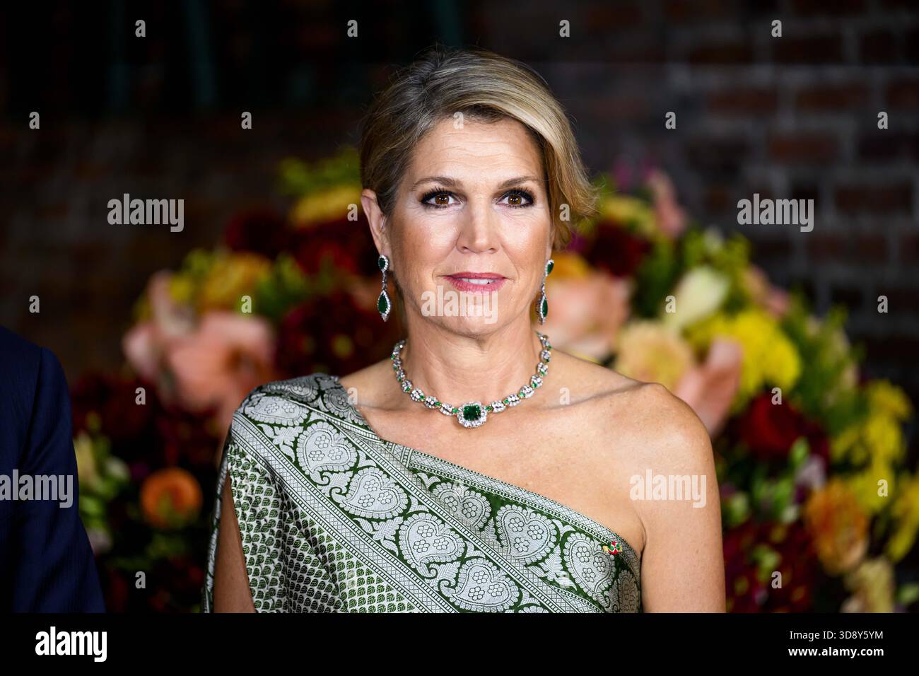 Paramaribo, The Netherlands, 2025-12-02 19:53:49 PARAMARIBO, December 2, 2025, Thalia Theater. King Willem-Alexander and Queen Máxima are paying a state visit to the Republic of Suriname at the invitation of President Jennifer Geerlings-Simons. As a token of appreciation for the hospitality extended, the Royal Couple is offering a cultural program. At the Thalia Theater, Sabrina Starke, a Dutch singer-songwriter of Surinamese descent, will sing her repertoire in collaboration with Surinamese artists. PHOTO: NLBeeld/Patrick van Emst  Credit: NL Beeld / Patrick van Emst Stock Photo