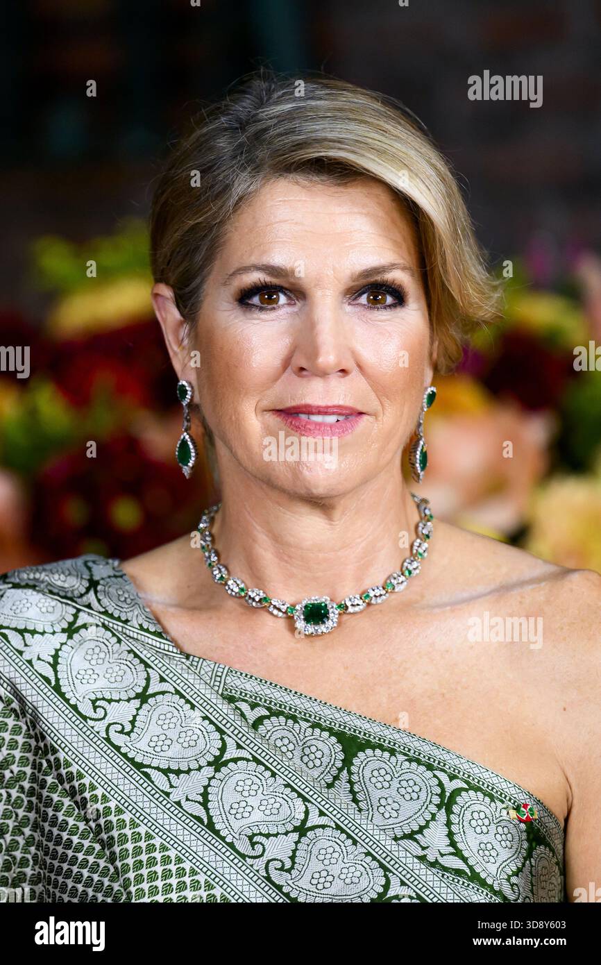 Paramaribo, The Netherlands, 2025-12-02 19:53:50 PARAMARIBO, December 2, 2025, Thalia Theater. King Willem-Alexander and Queen Máxima are paying a state visit to the Republic of Suriname at the invitation of President Jennifer Geerlings-Simons. As a token of appreciation for the hospitality extended, the Royal Couple is offering a cultural program. At the Thalia Theater, Sabrina Starke, a Dutch singer-songwriter of Surinamese descent, will sing her repertoire in collaboration with Surinamese artists. PHOTO: NLBeeld/Patrick van Emst  Credit: NL Beeld / Patrick van Emst Stock Photo