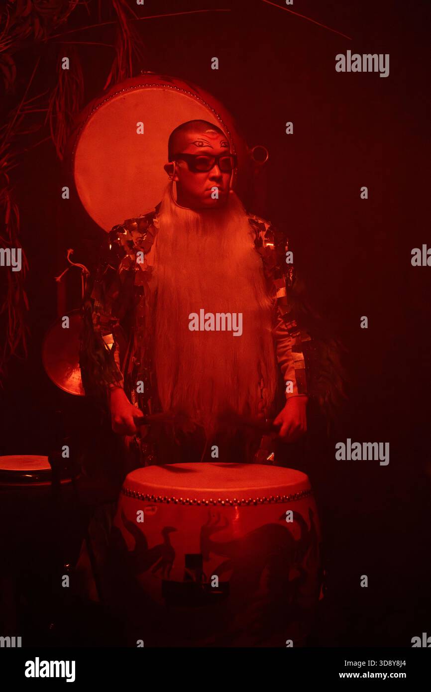 London, UK, 2nd December 2025, Mountains and Seas – Song of Today 山海 · 今日之歌, is inspired by the rich narrative of the 4th-century BCE text The Classic of Mountains and Seas and its fantastical compilation of myths, beasts, heroes, folklore and landscapes. Using this connection between myth, nature and scientific thought as its inspiration, the show explores 21st century issues of climate crisis, activism and rising global fascism. On at the Omnibus Theatre in Clapham from 2nd till 6th December 2026., Andrew Lalchan Photography/Alamy Live News Stock Photo