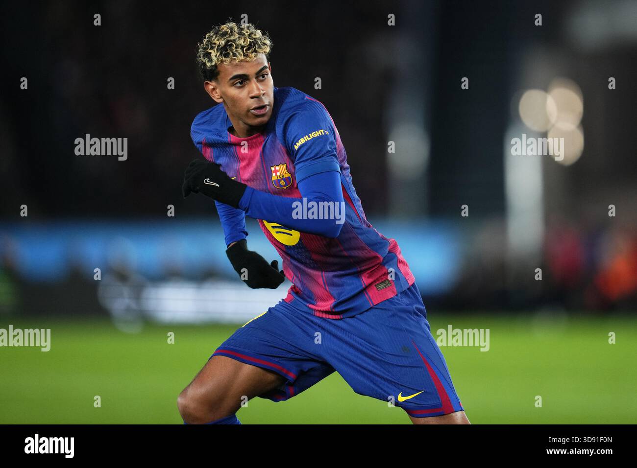 Barcelona, Spain. 03rd Dec, 2025. during the La Liga EA Sports match between FC Barcelona and Atletico de Madrid played at Spotify Camp Nou Stadium on December 2 2025 in Barcelona, Spain. (Photo by Bagu Blanco/PRESSIN)Lamine Yamal of FC Barcelona Credit: PRESSINPHOTO SPORTS AGENCY/Alamy Live News Stock Photo