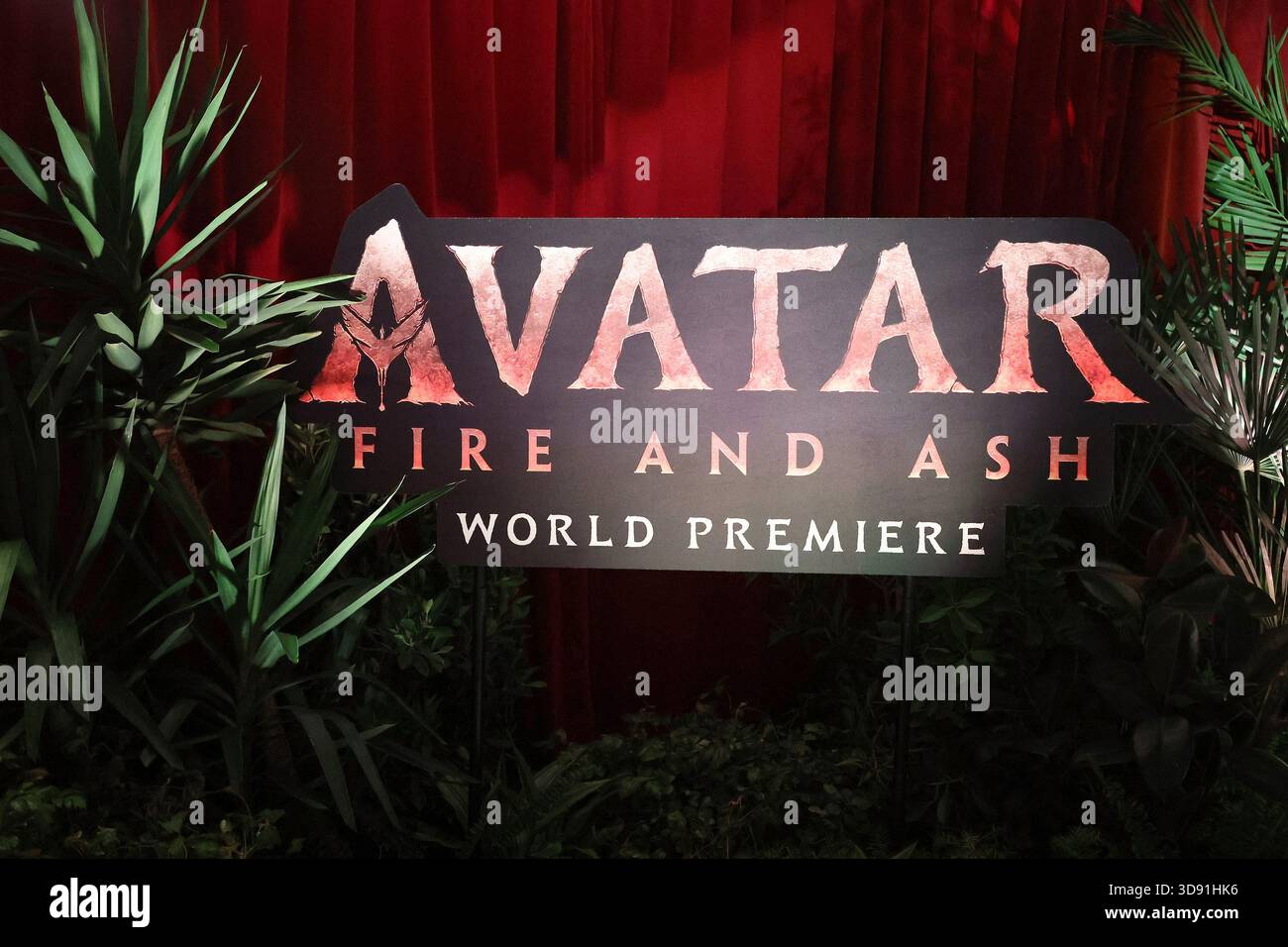 December 1, 2025, Los Angeles, California, USA: General Atmosphere at ...